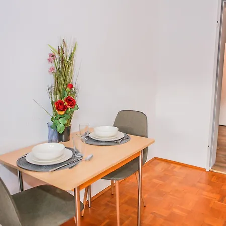 3-zimmer-wohnung 56 *